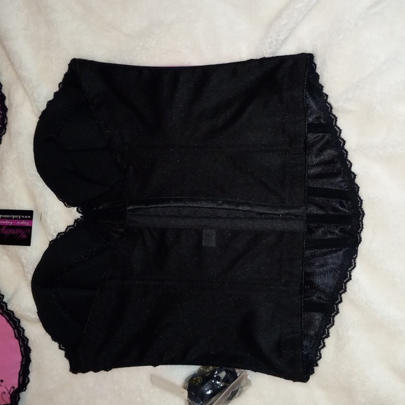 Bustier - Picture 4 of 4